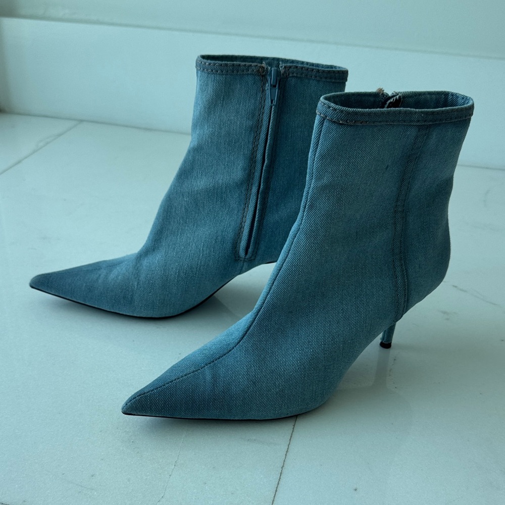 Zara Blue Heeled Boots